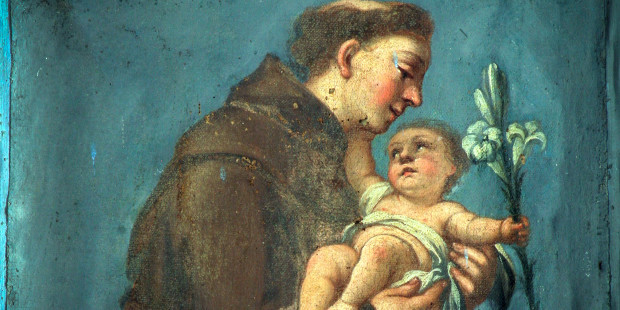 web-st-anthony-of-padua-zvonimir-atletic-shutterstock_51259915