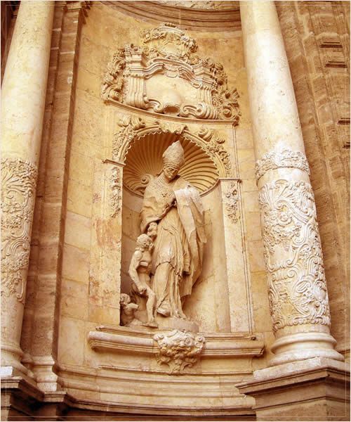 cf6b1722767a3c8331253781d0bd557d--niches-st-thomas