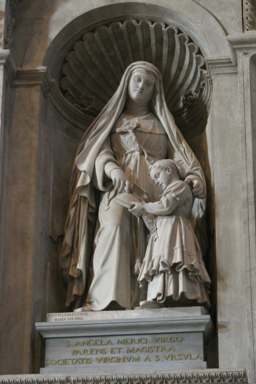 st-angela-merici-statue-in-st-peters-basilica