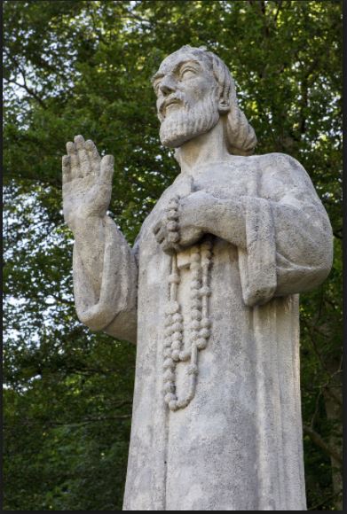 st nicholas - statue
