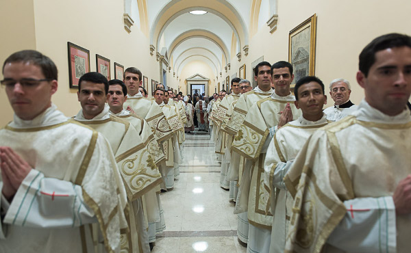 diaconos_opusdei_20161030152600901511_20161031134606411927_20170427161749449272