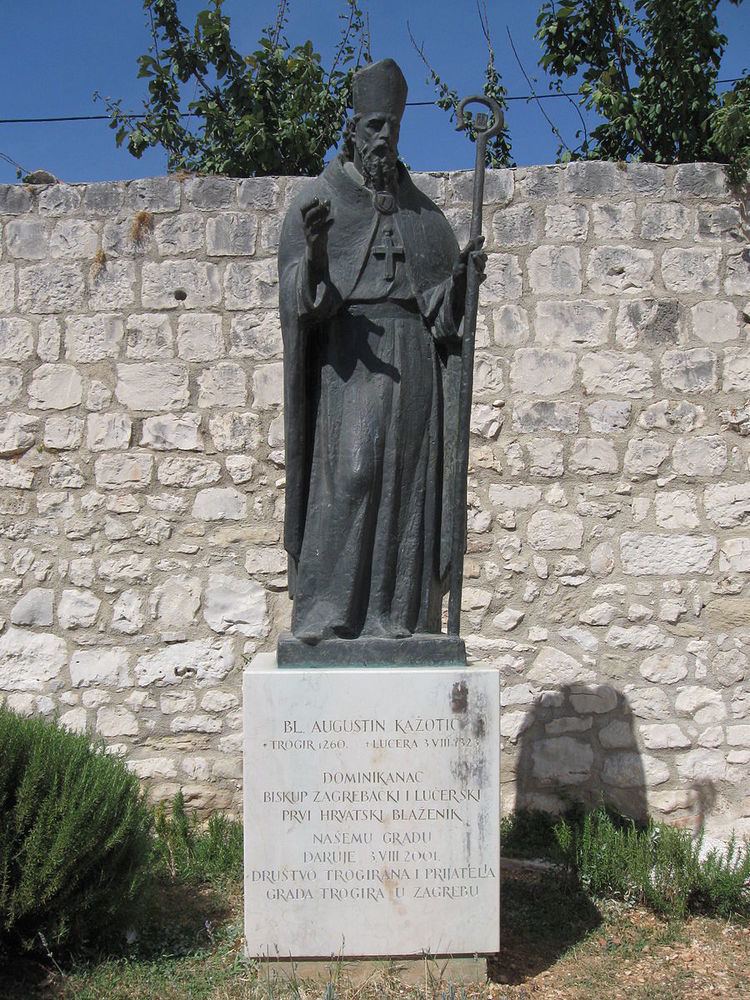 augustin-kaoti-21c3e900-88eb-45f3-b6c2-93f2a7c0487-resize-750