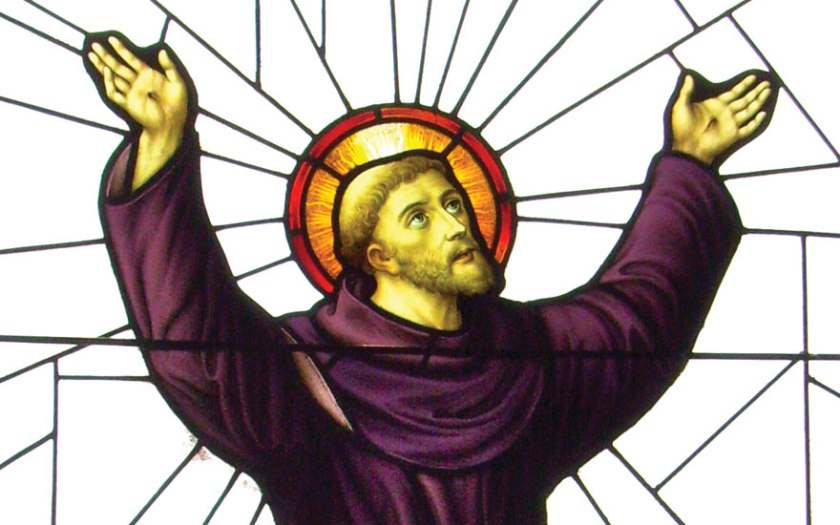 St-Francis-Stained-Glass-Window-880x550