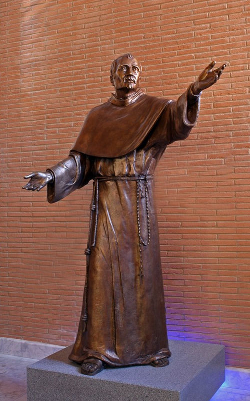 fasani statue