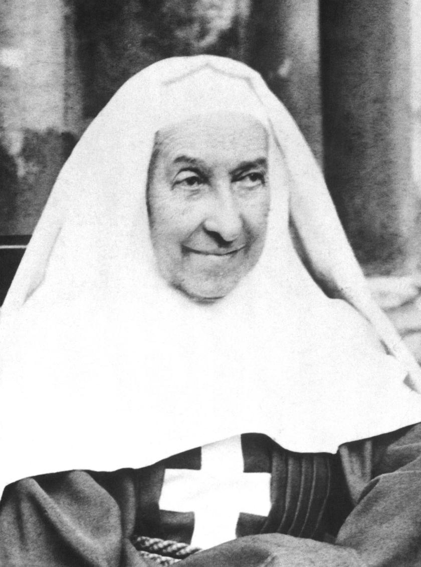 Marie-Eugénie âgée noir et blanc-old.JPG