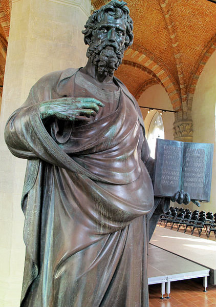422px-Museo_di_orsanmichele,_lorenzo_ghiberti,_san_matteo_04