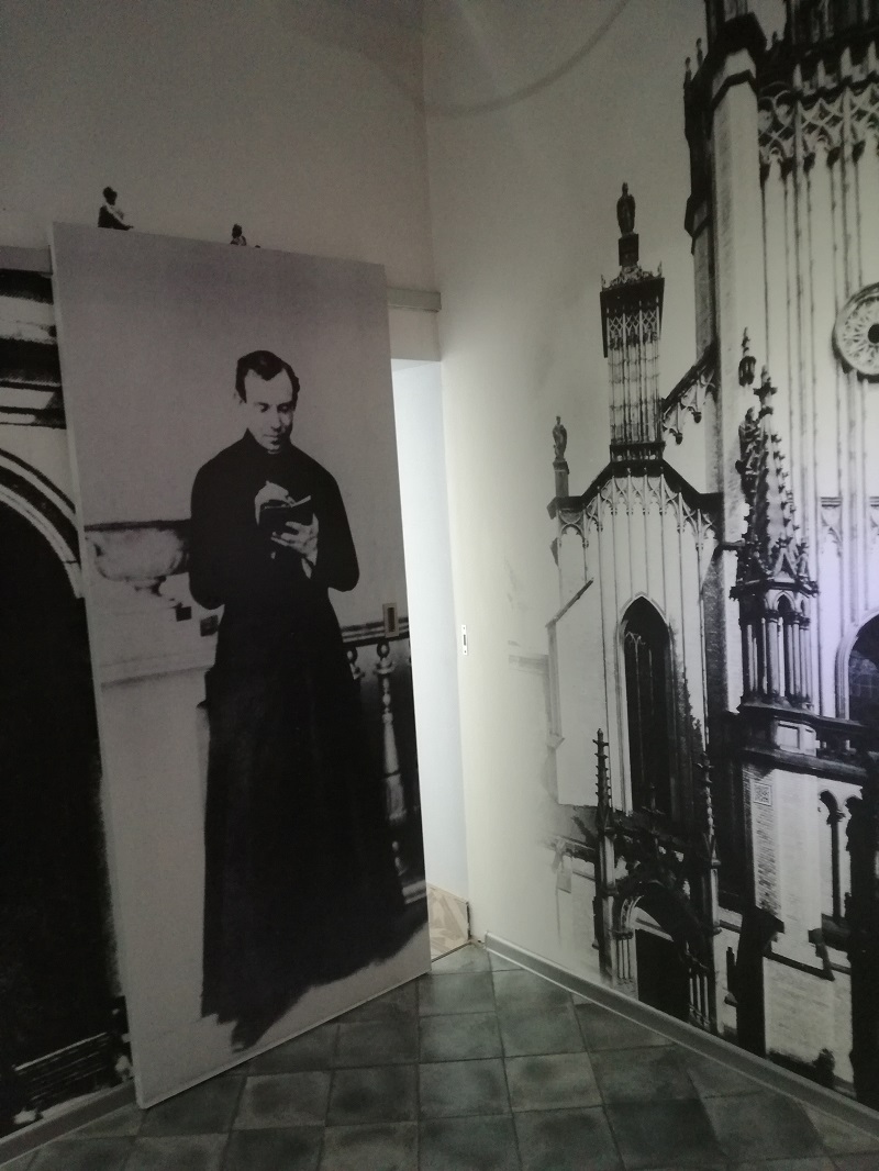 st sigismund young Sala-3-Posługa-duszpasterska-03.jpg