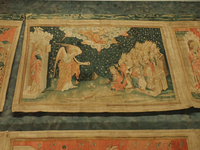 tapestris fish st maurilius