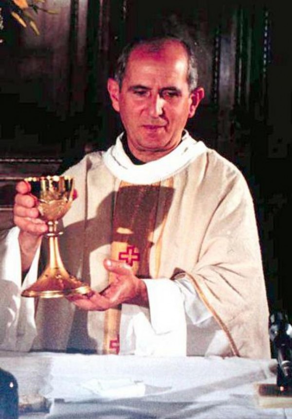 bl Don-Pino-Puglisi-600x862