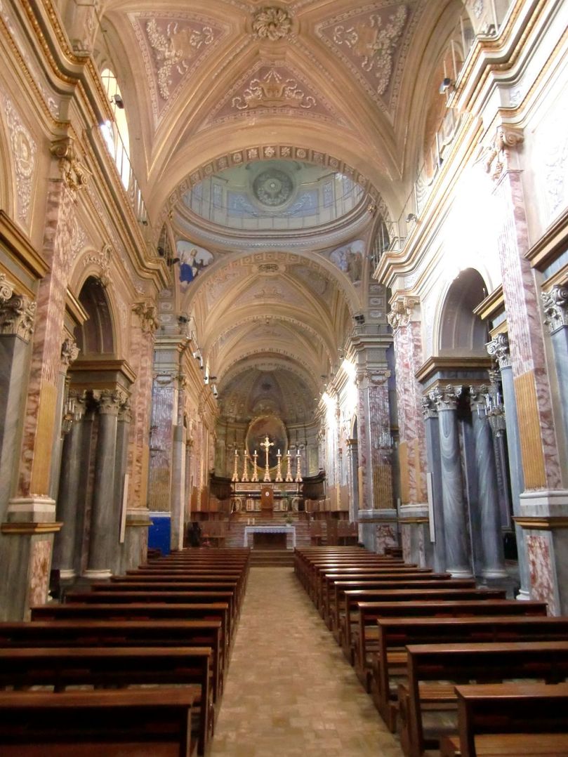 ivrea_duomo_interno_02