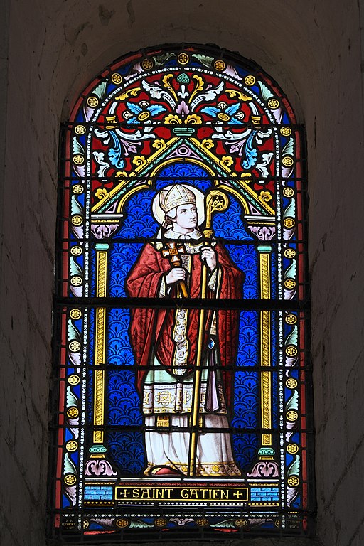 st gatien La_Celle-Guenand_Notre-Dame_Vitrail_357.jpg