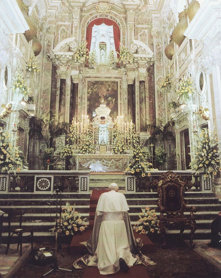 papa-giovanni-paolo-ii-santo-beato-santa-eustochia-calafato-smeralda-messina-1988-canonizzazione-chiesa-barocca-terremoto