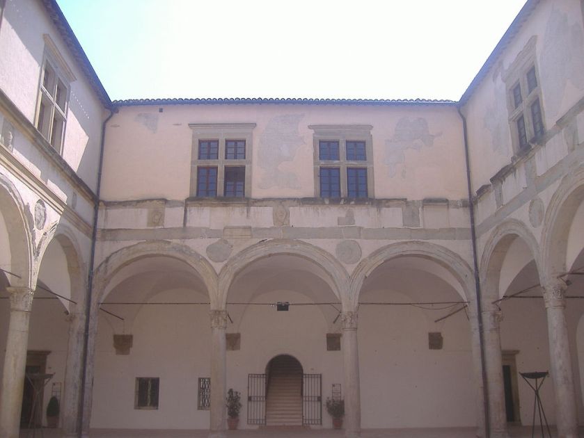 1024px-st camilla's family home