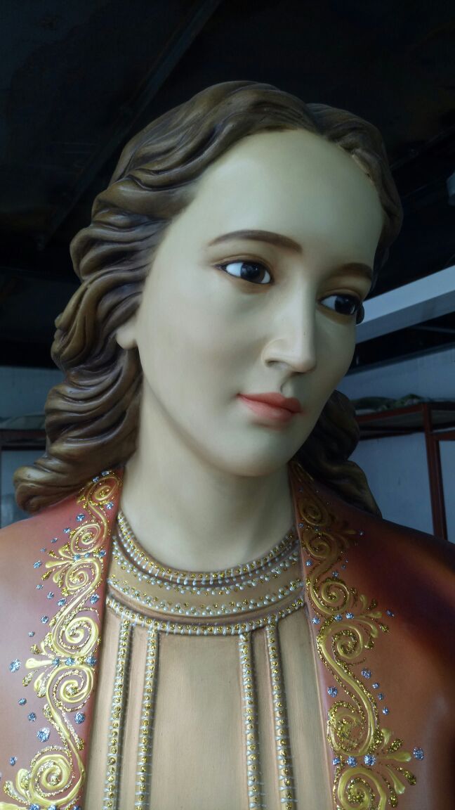 Dymphna close up statue face