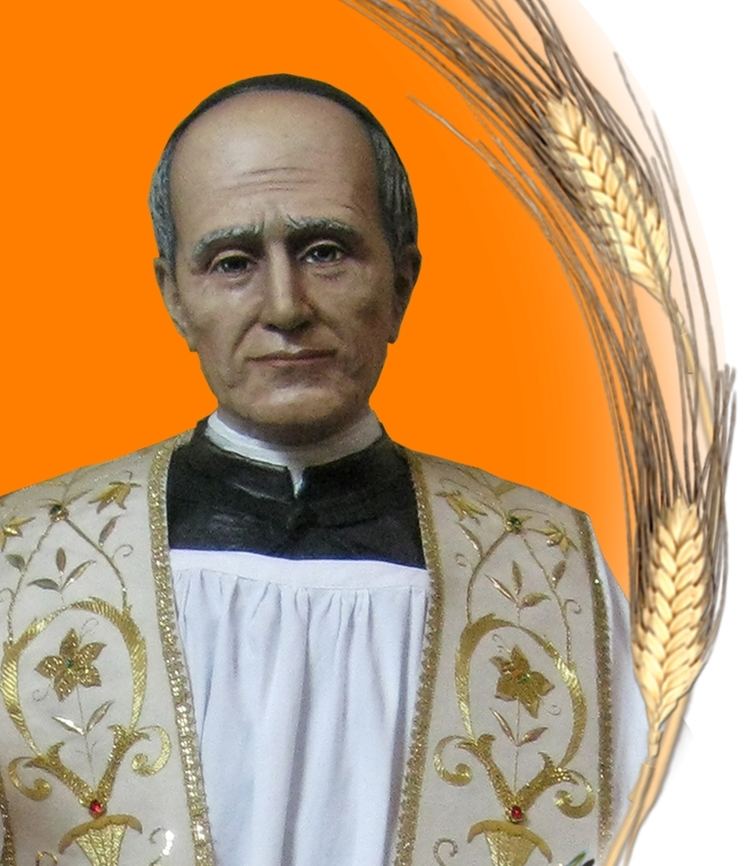 st annibale-maria-di-francia-beautiful statue -750