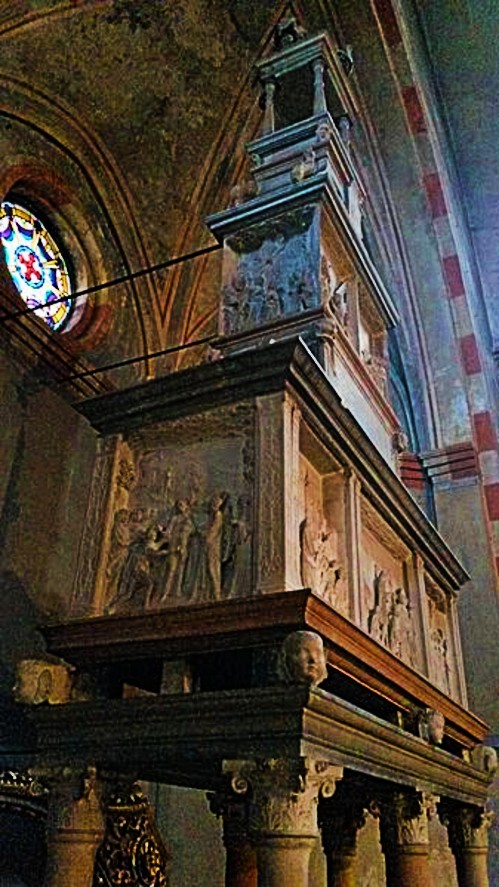 sepulchre of San_Lanfranco_(Pavia)_05