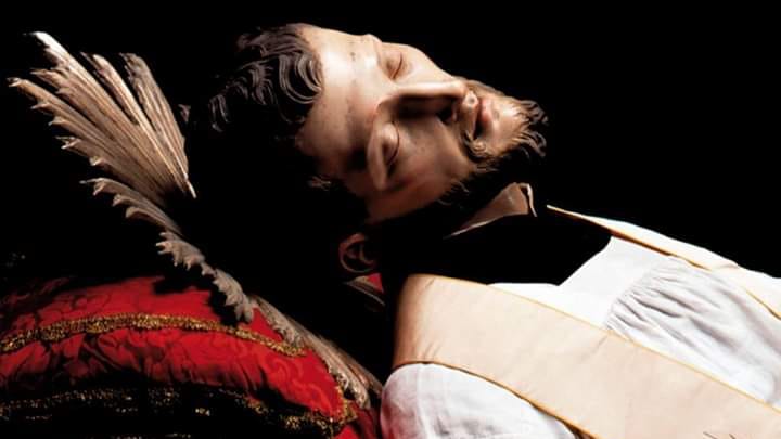 st francis caracciolo body face