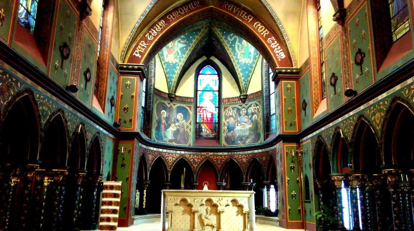 st louise-therese's chapel of sacred heart