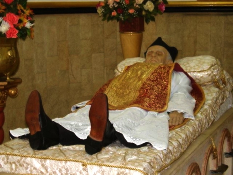 BL MARIANO DE JESUS BODY