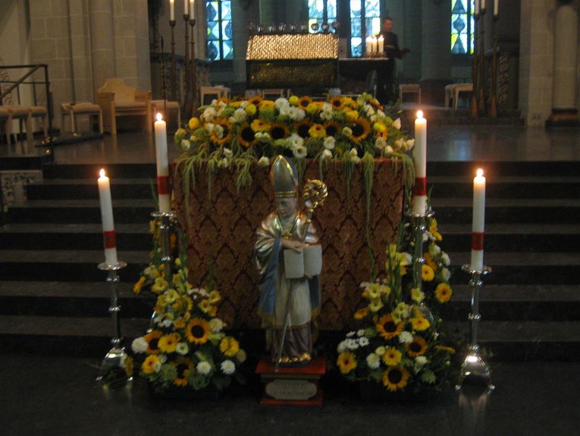 1024px-St.Altfrid'sRelics