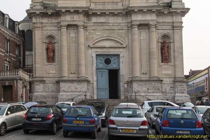 church st gery with statues